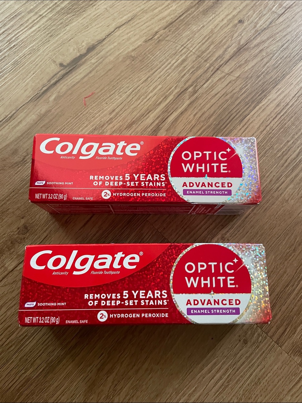 Colgate Optic White Advanced Toothpaste - Red